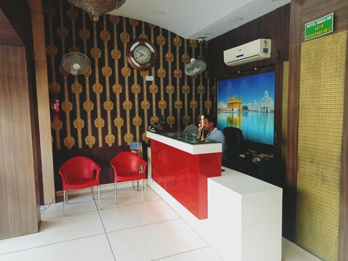 Hotel Robin Inn Amritsar Exterior photo